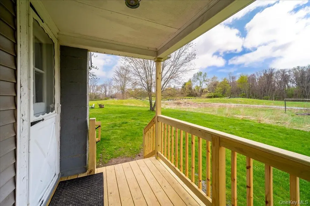 144 Cream Street Poughkeepsie NY 12601