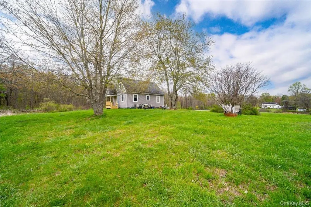 144 Cream Street Poughkeepsie NY 12601