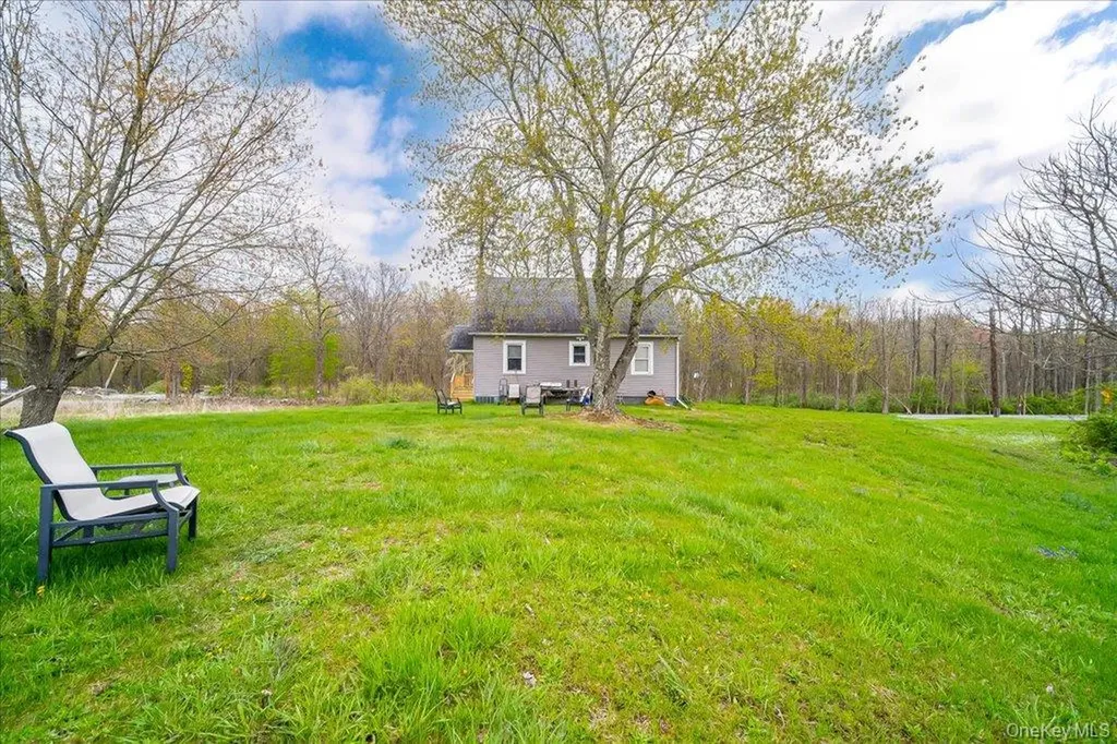 144 Cream Street Poughkeepsie NY 12601