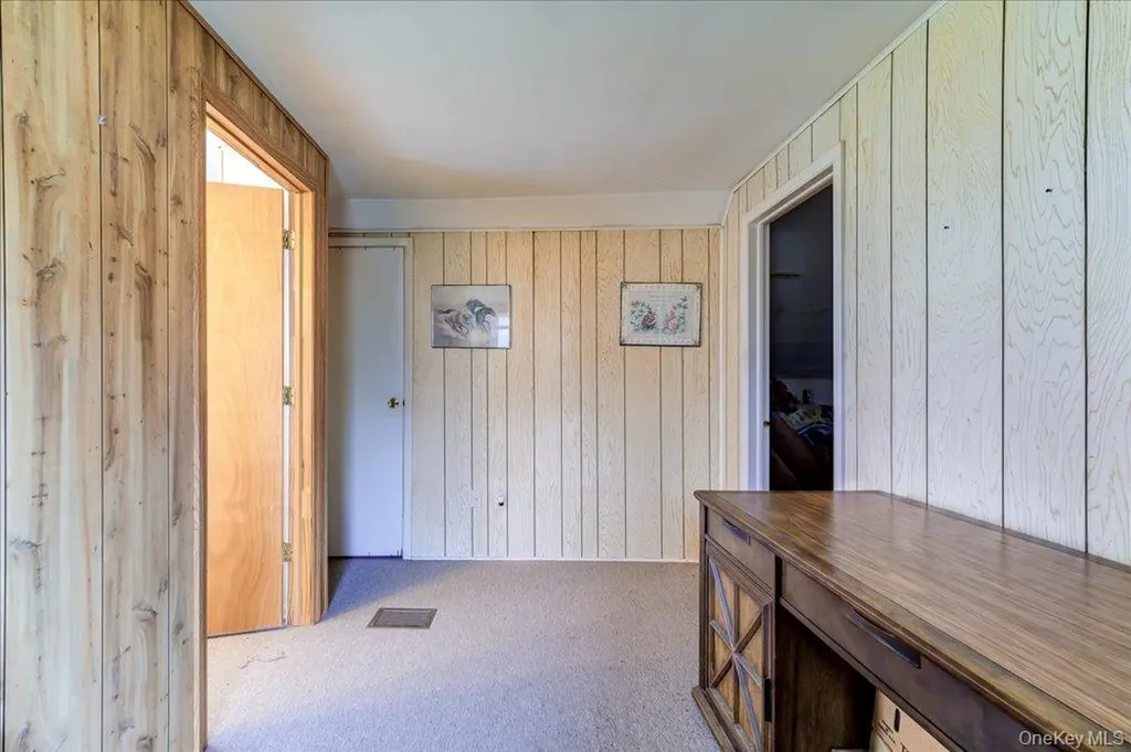 144 Cream Street Poughkeepsie NY 12601