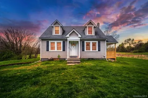 144 Cream Street Poughkeepsie NY 12601