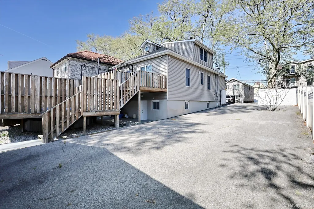 721 Vincent Avenue Bronx NY 10465