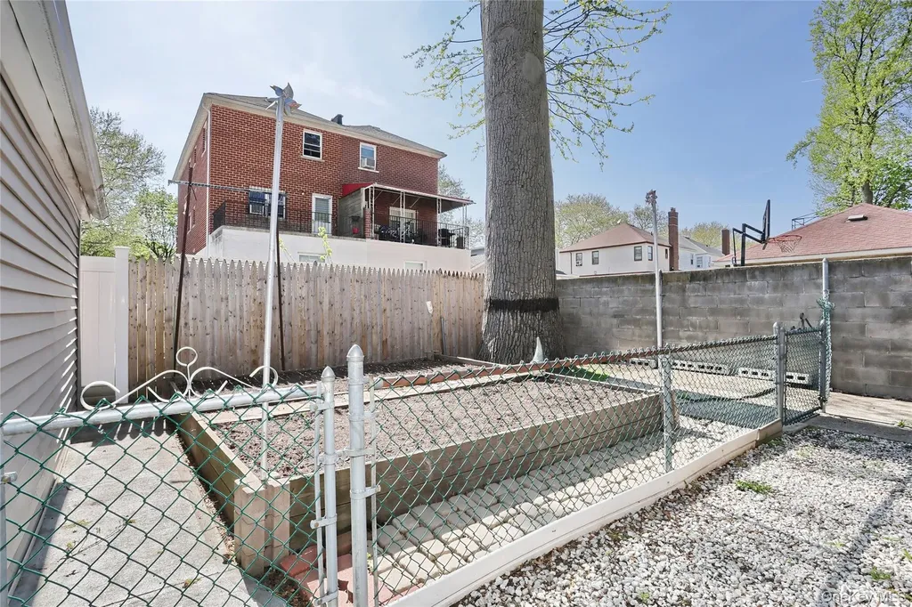 721 Vincent Avenue Bronx NY 10465