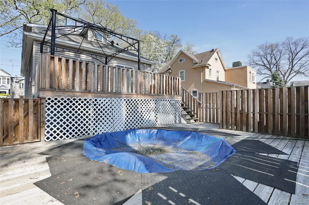 721 Vincent Avenue Bronx NY 10465