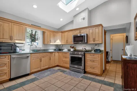 14 Sunderland Place Suffern NY 10901