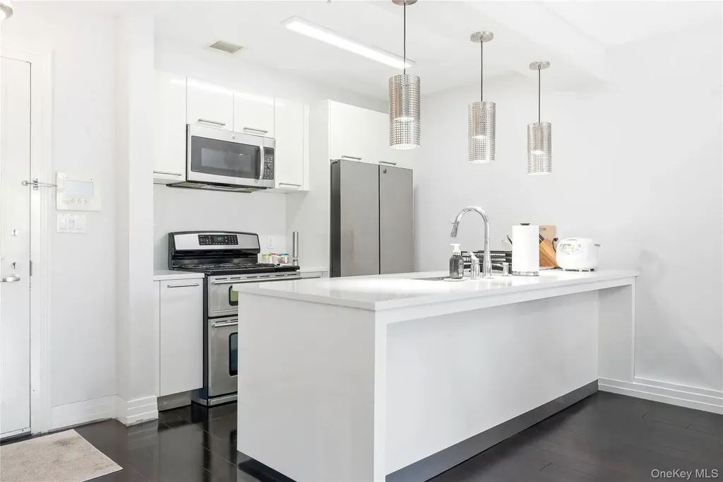 64-05 Yellowstone Boulevard Forest Hills NY 11375