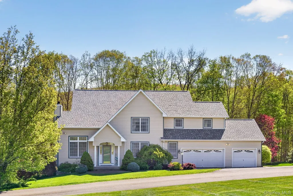 6 Martingale Way Pawling NY 12564