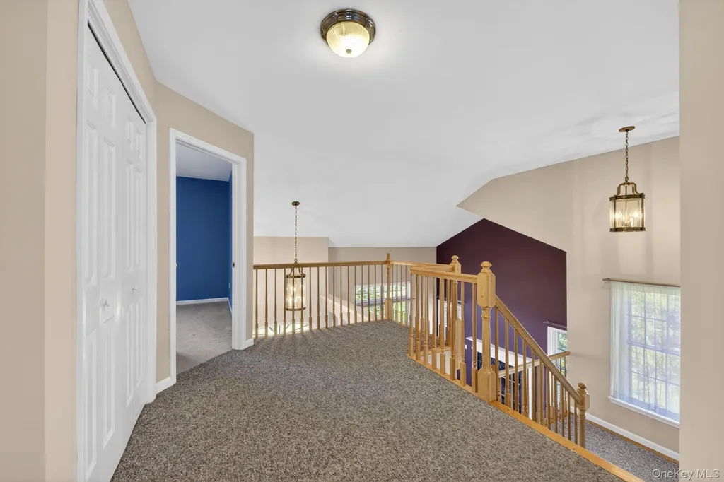 6 Martingale Way Pawling NY 12564