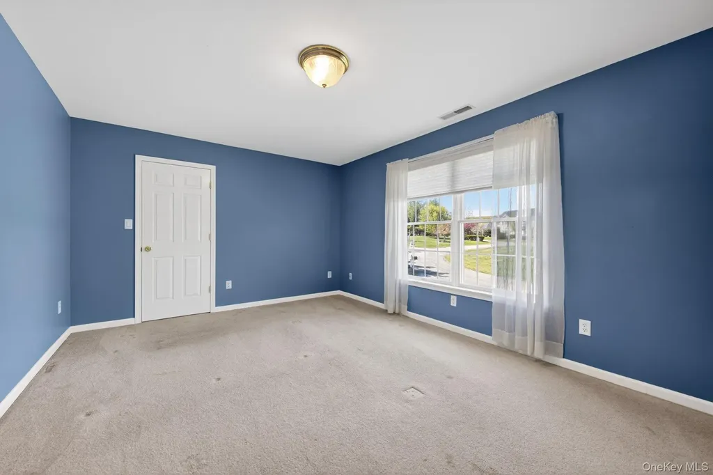 6 Martingale Way Pawling NY 12564