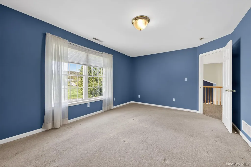 6 Martingale Way Pawling NY 12564