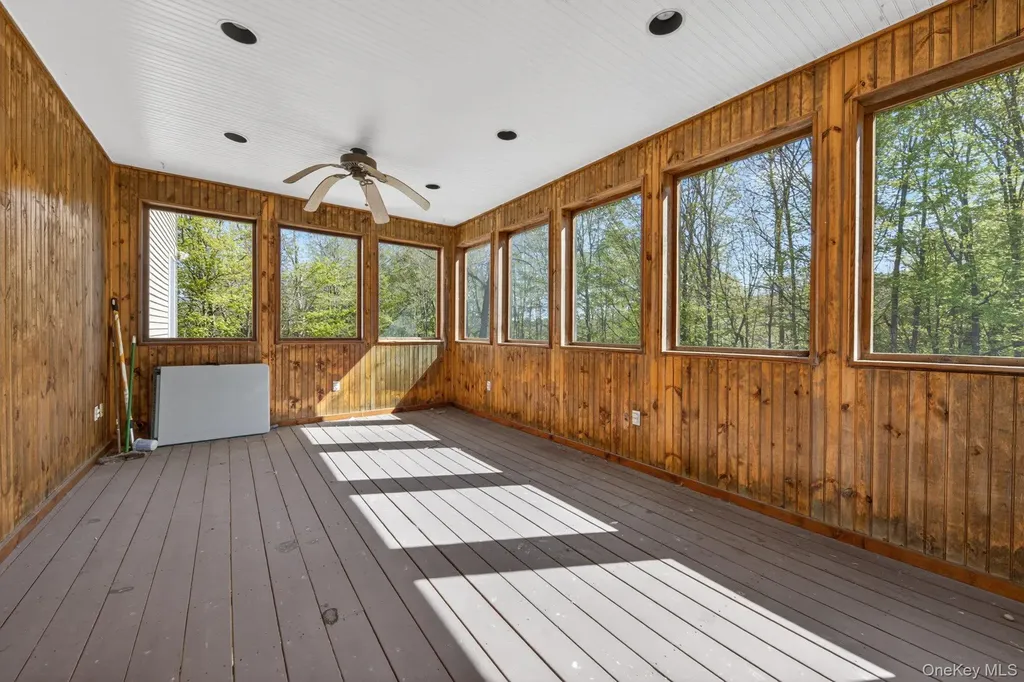 6 Martingale Way Pawling NY 12564