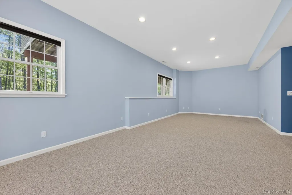 6 Martingale Way Pawling NY 12564