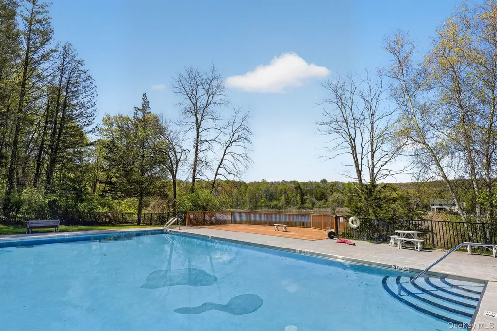 6 Martingale Way Pawling NY 12564