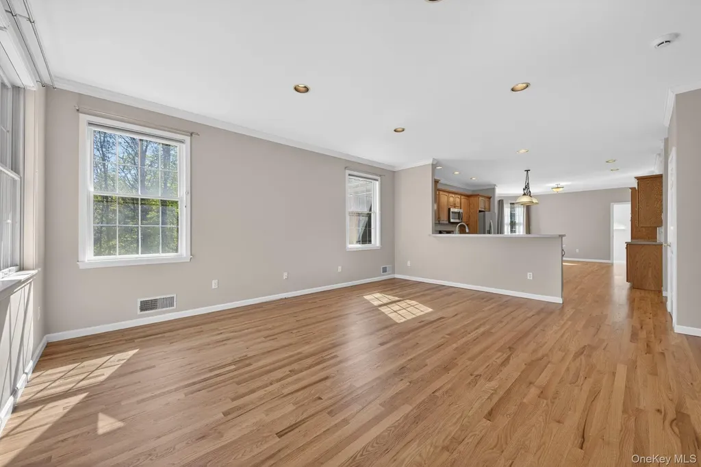 6 Martingale Way Pawling NY 12564
