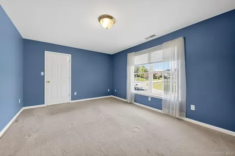6 Martingale Way Pawling NY 12564
