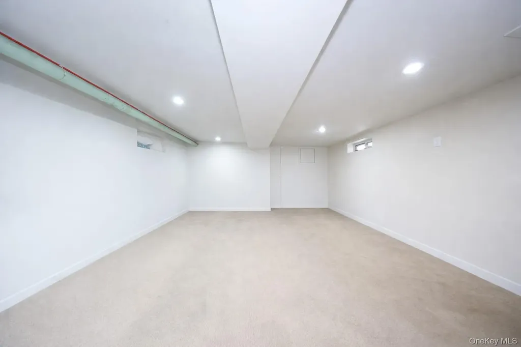 1541 E 95th Street Brooklyn NY 11236