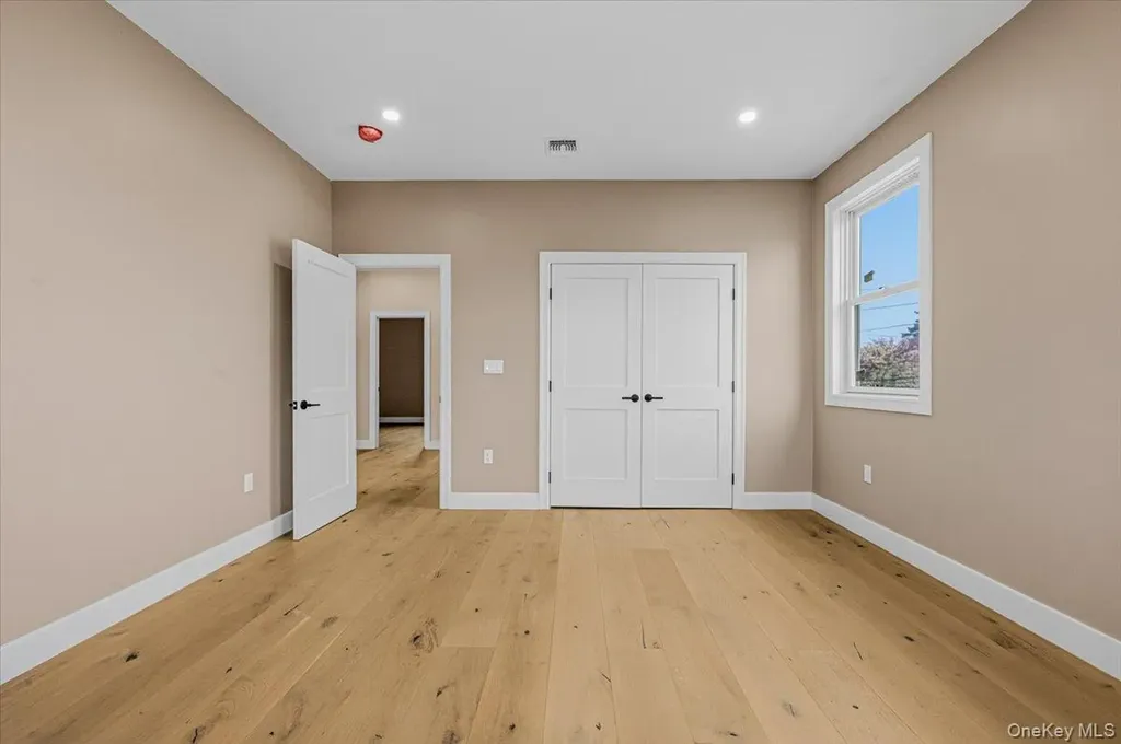 62 Haven Lane Levittown NY 11756