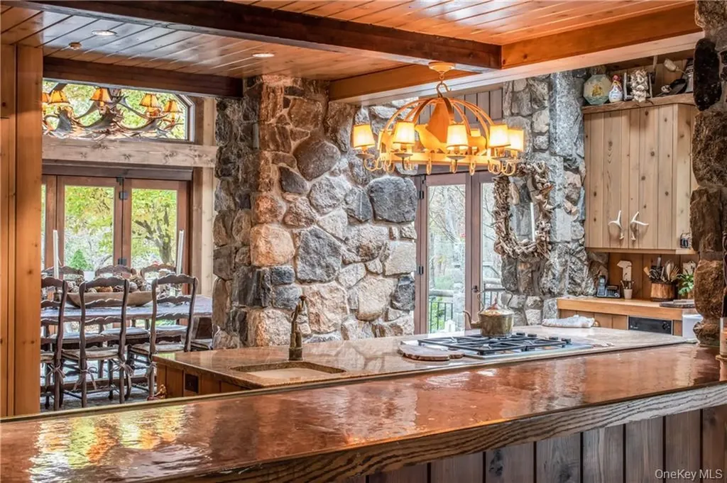 217 Trinity Pass Pound Ridge NY 10576
