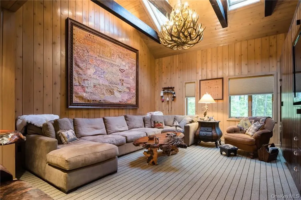 217 Trinity Pass Pound Ridge NY 10576
