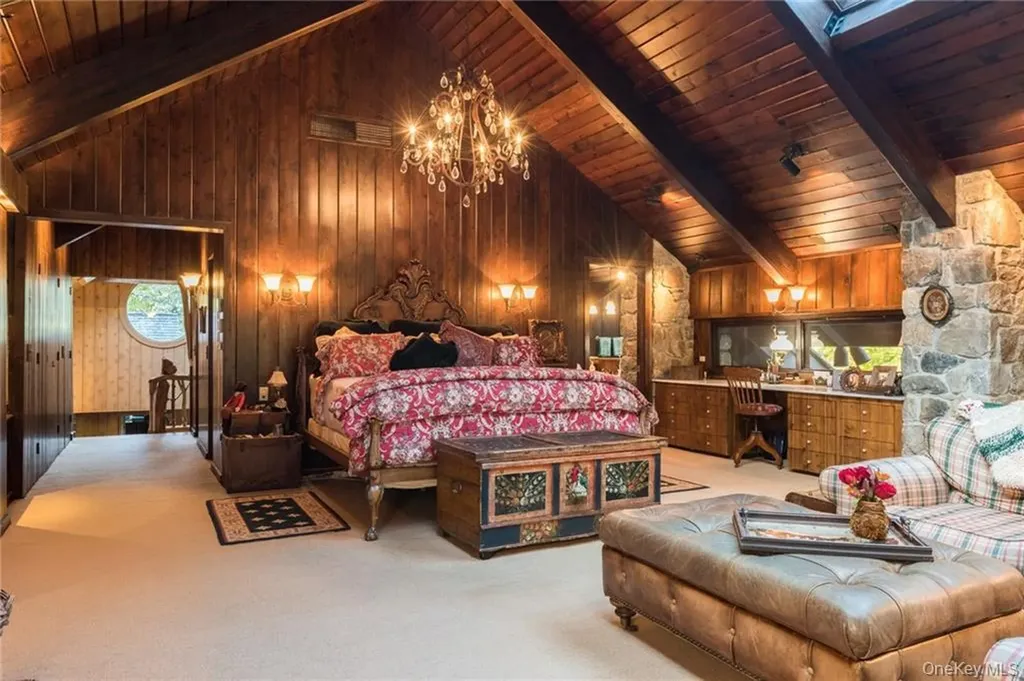 217 Trinity Pass Pound Ridge NY 10576