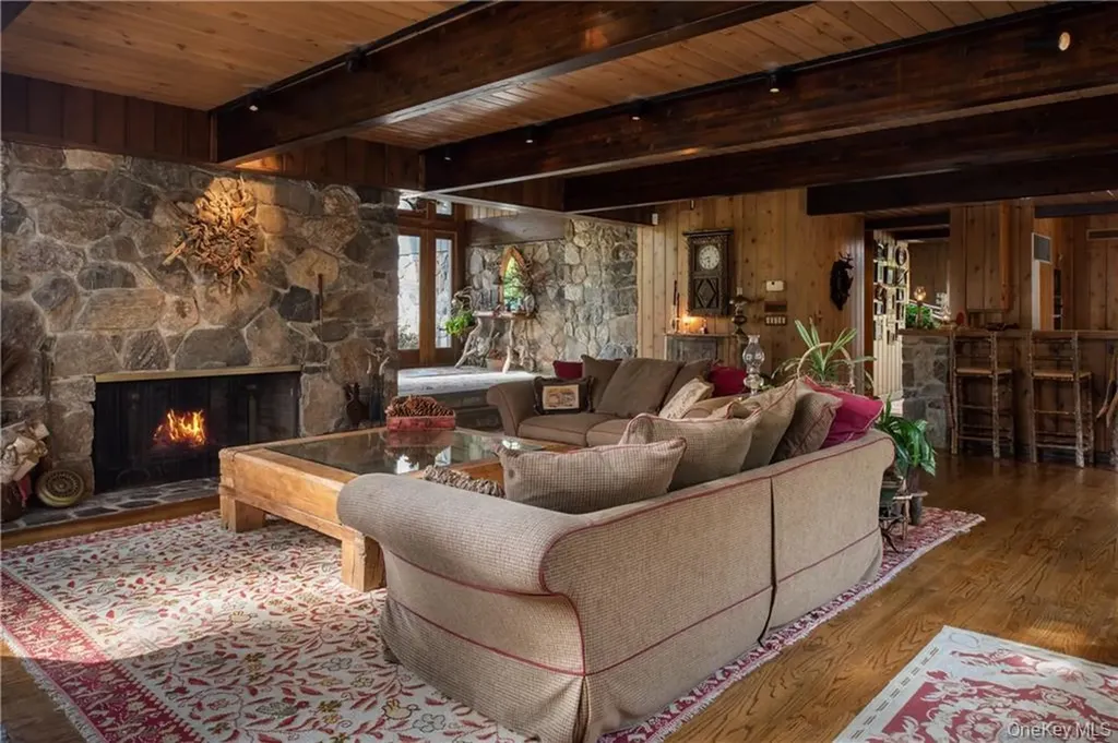 217 Trinity Pass Pound Ridge NY 10576