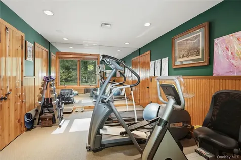 217 Trinity Pass Pound Ridge NY 10576