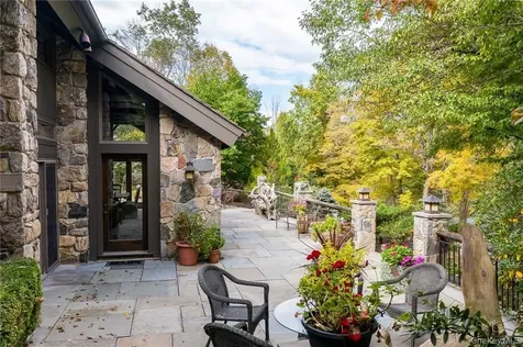 217 Trinity Pass Pound Ridge NY 10576