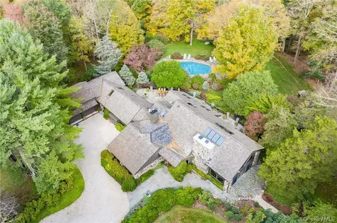217 Trinity Pass Pound Ridge NY 10576