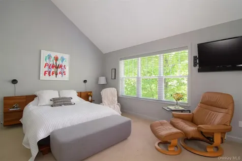 903 Pheasant Woods Road Briarcliff Manor NY 10510