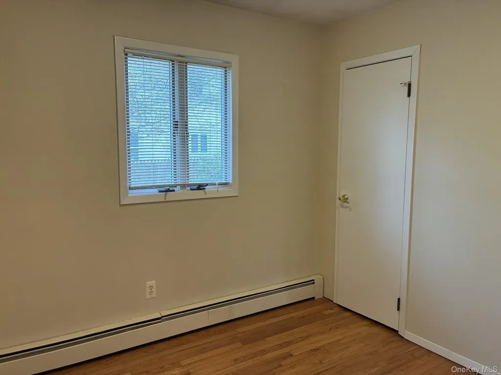 32 Lincoln Drive Oakdale NY 11769