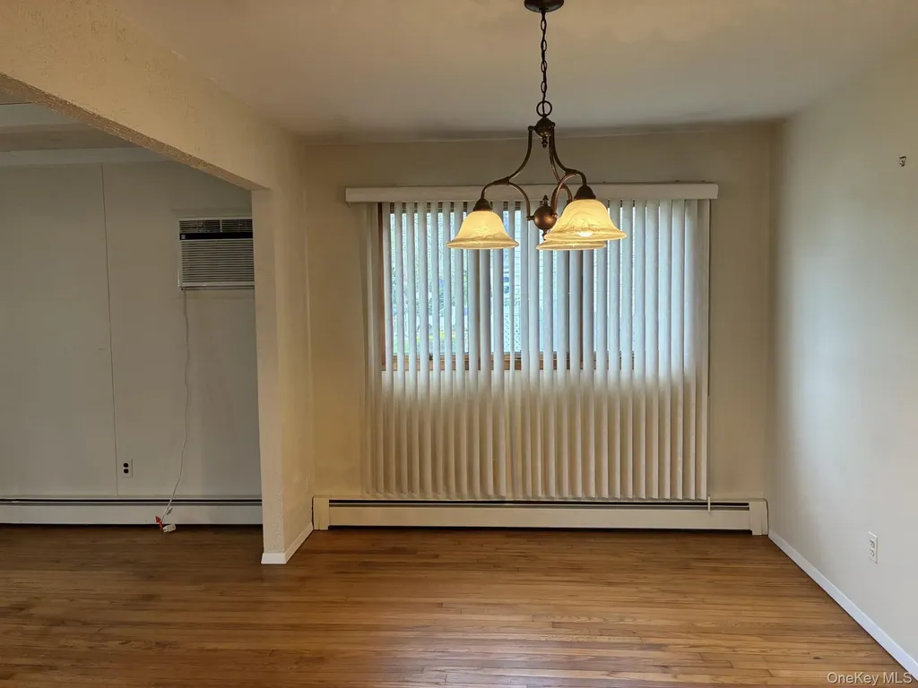 32 Lincoln Drive Oakdale NY 11769