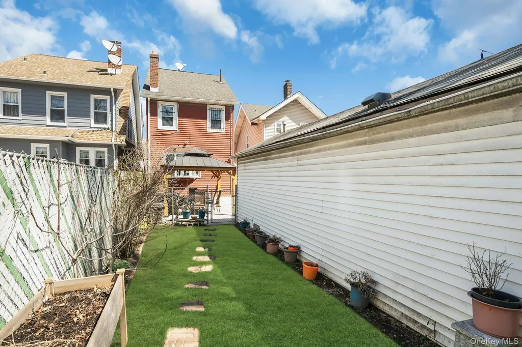 9418 95th Street Ozone Park NY 11416