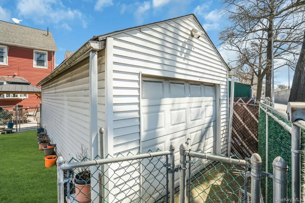 9418 95th Street Ozone Park NY 11416