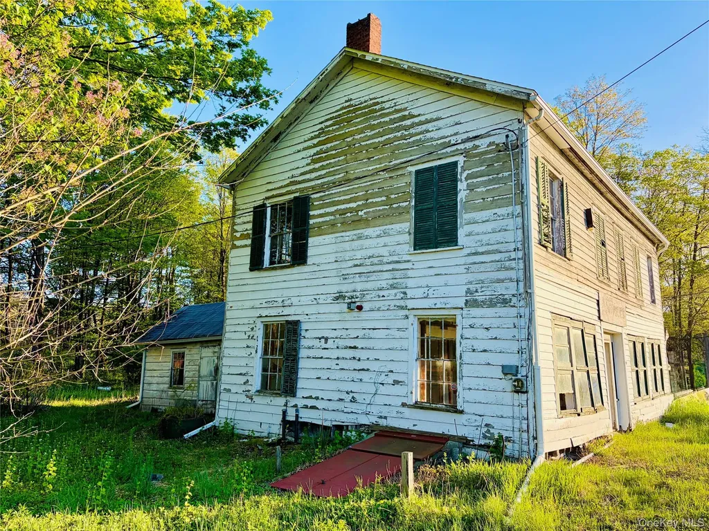 7077 Route 209 Kerhonkson NY 12446