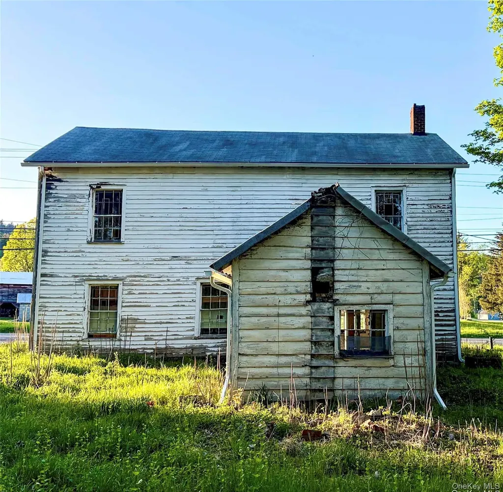 7077 Route 209 Kerhonkson NY 12446
