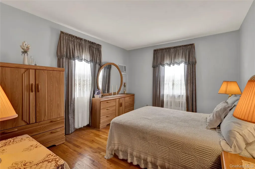 152 Foster Boulevard North Babylon NY 11702