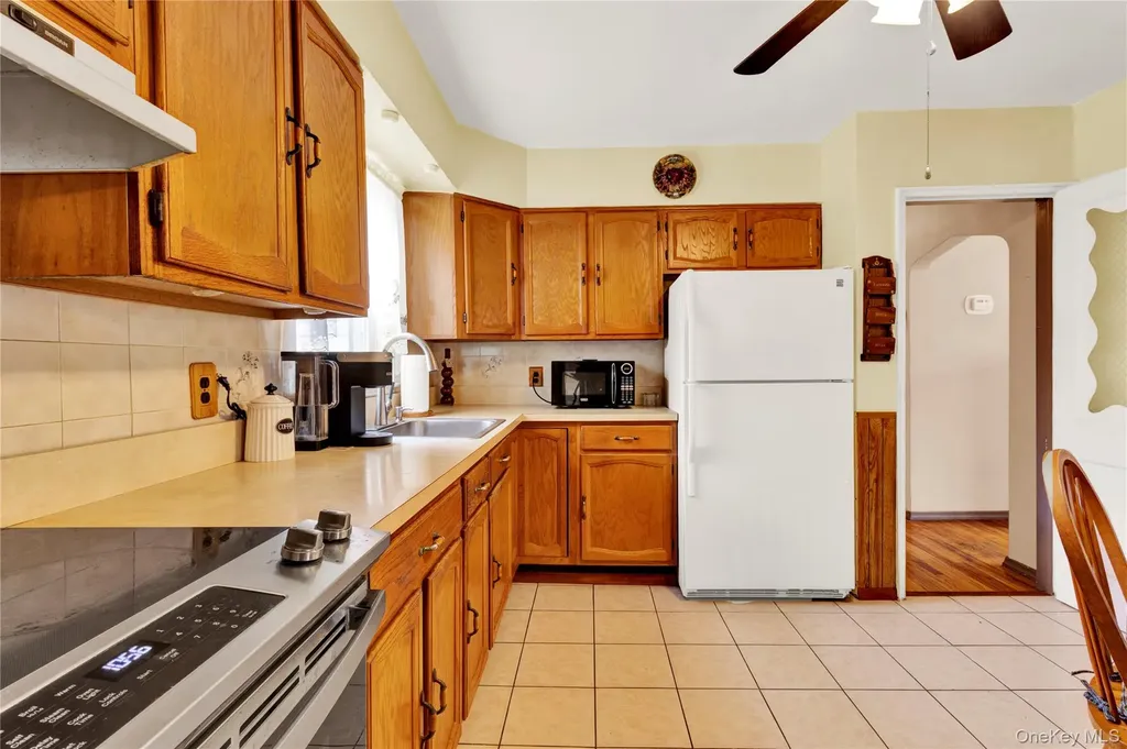 152 Foster Boulevard North Babylon NY 11702