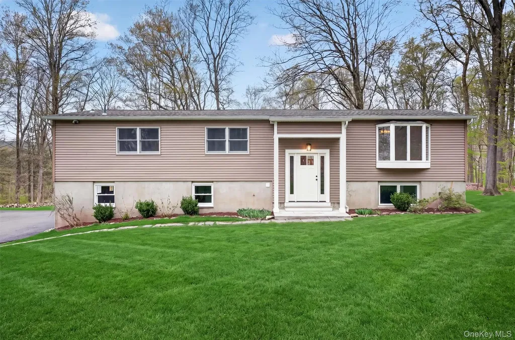 69 Hy Vue Terrace Cold Spring NY 10516