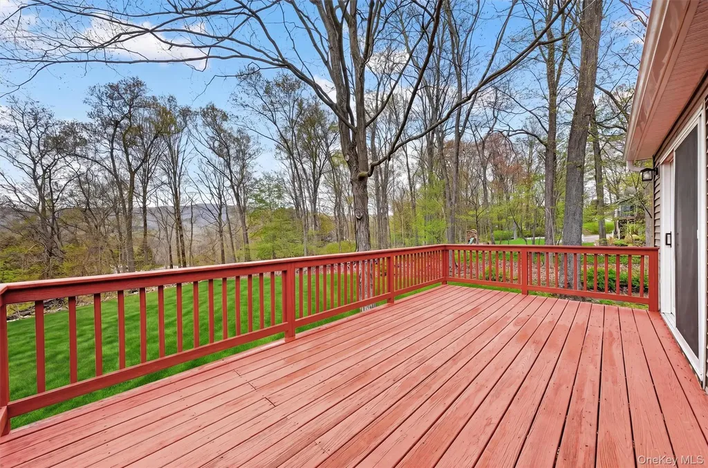 69 Hy Vue Terrace Cold Spring NY 10516