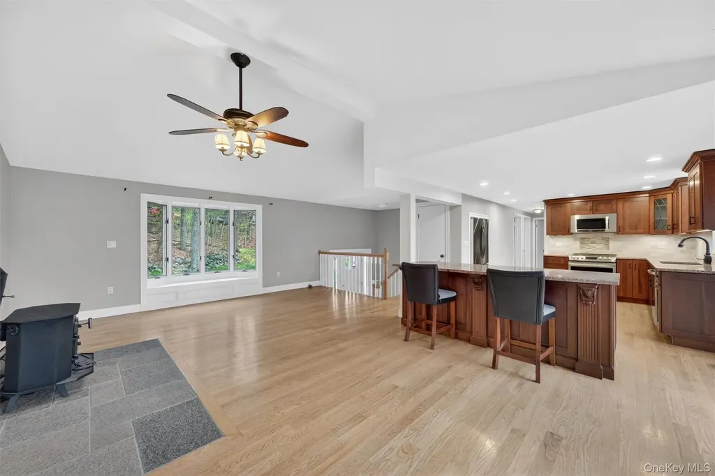 69 Hy Vue Terrace Cold Spring NY 10516