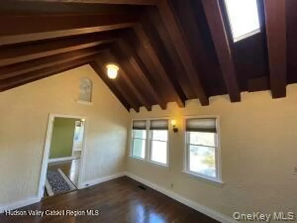 38 Lake Shore Drive Patterson NY 12563