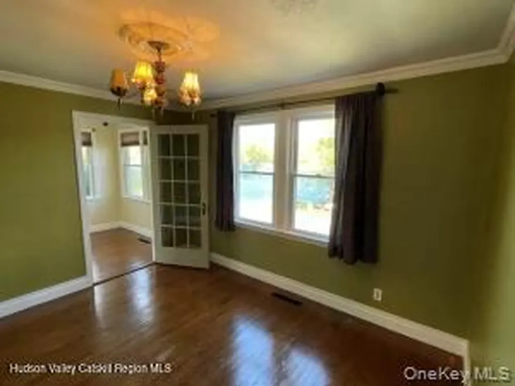 38 Lake Shore Drive Patterson NY 12563