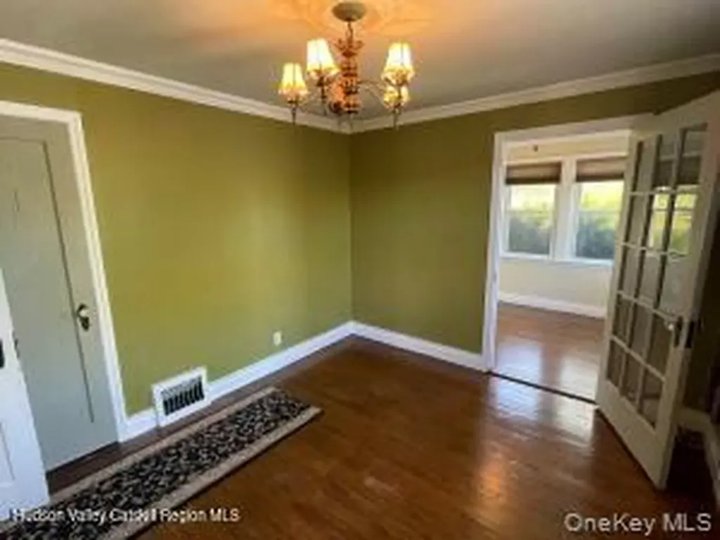 38 Lake Shore Drive Patterson NY 12563