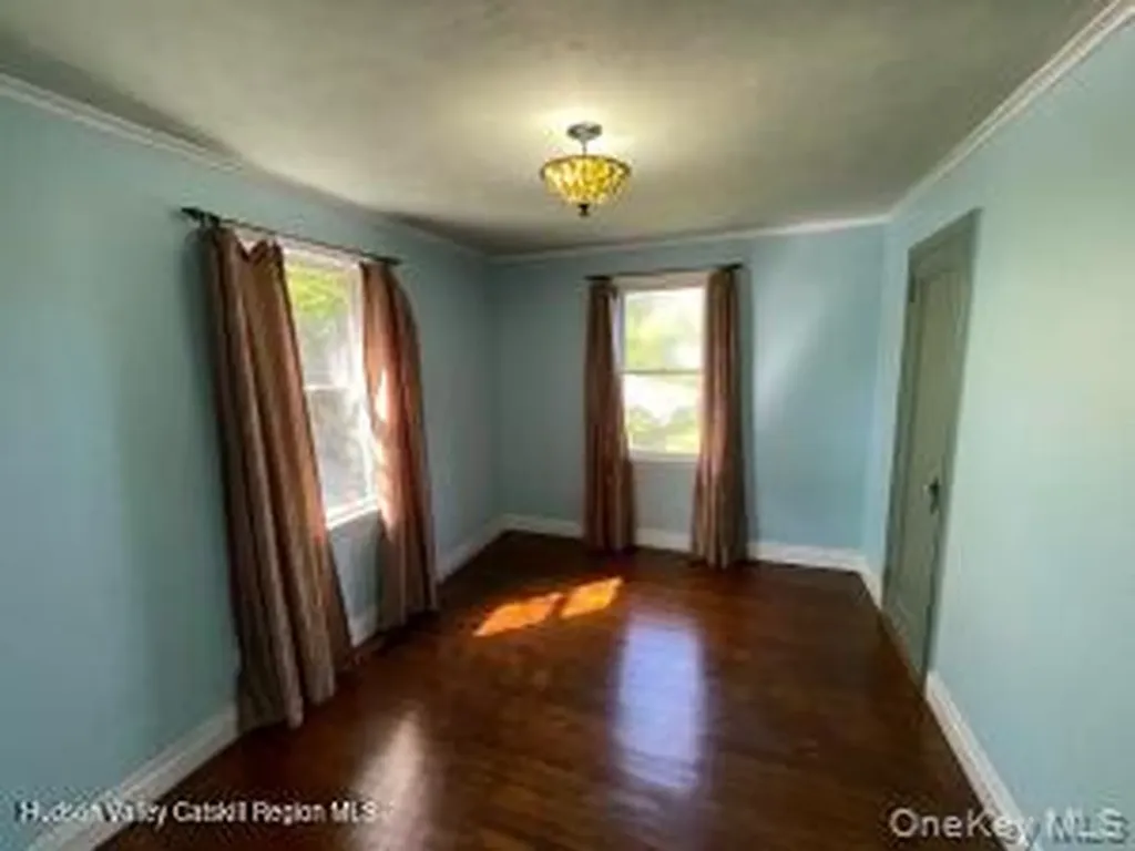 38 Lake Shore Drive Patterson NY 12563
