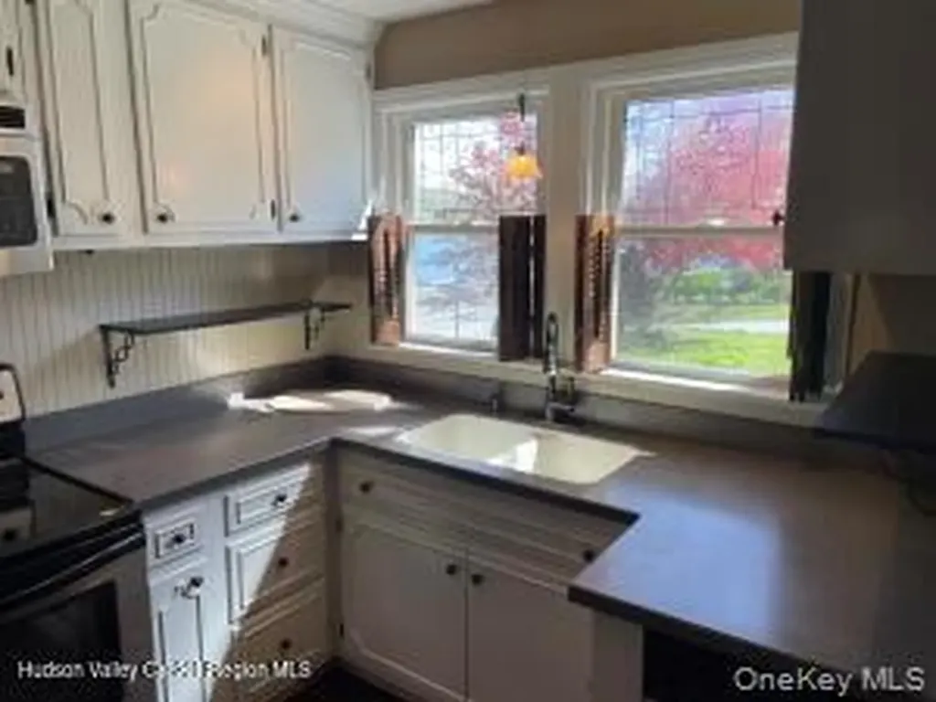 38 Lake Shore Drive Patterson NY 12563