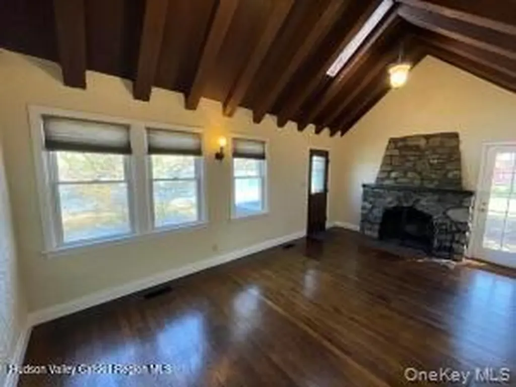 38 Lake Shore Drive Patterson NY 12563