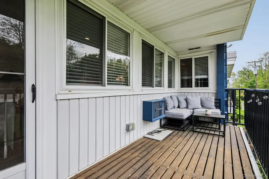 5 Wyndover Woods Lane White Plains NY 10603