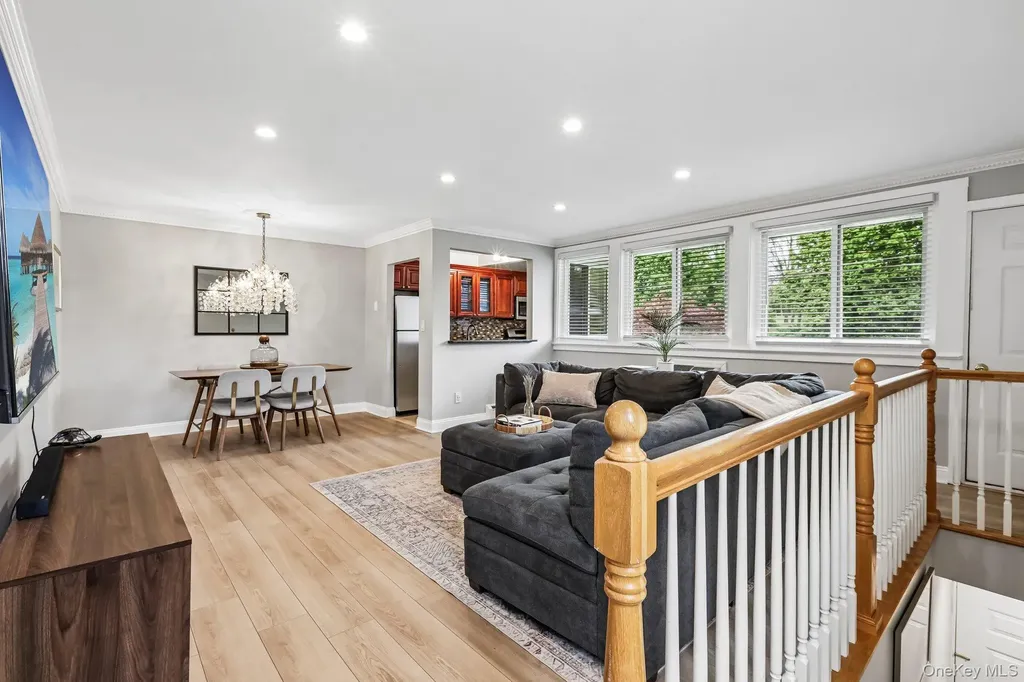 5 Wyndover Woods Lane White Plains NY 10603
