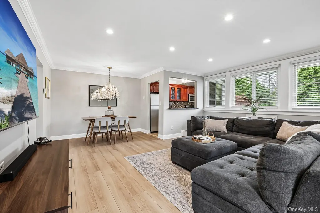 5 Wyndover Woods Lane White Plains NY 10603