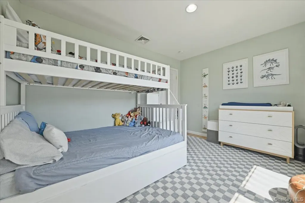 9 Copperbeech Road Saint James NY 11780